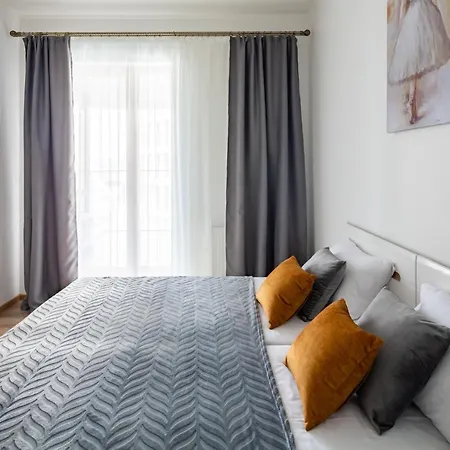 Forum Premium Apartment *